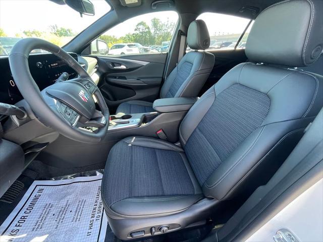 new 2025 Buick Envista car, priced at $26,038