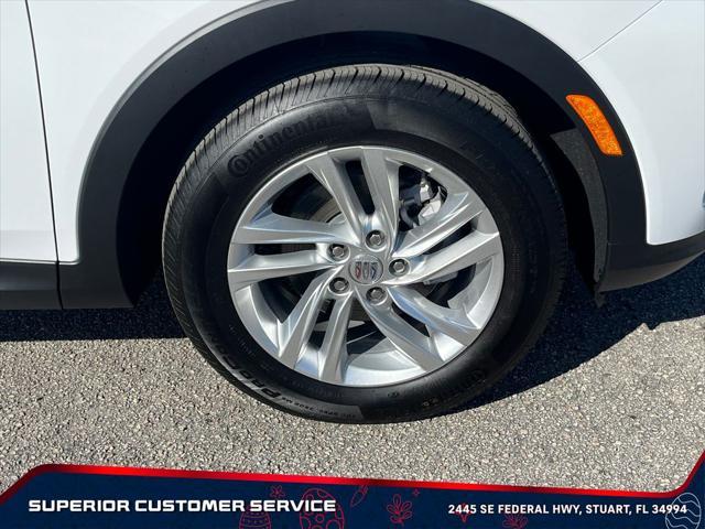 new 2025 Buick Envista car, priced at $26,038