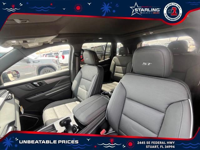 new 2025 Buick Enclave car, priced at $53,601