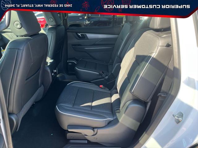 new 2025 Buick Enclave car, priced at $48,419