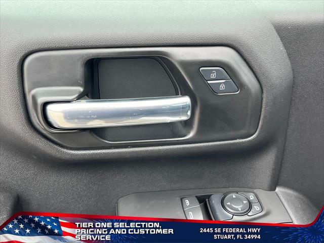 new 2025 GMC Sierra 1500 car, priced at $31,204