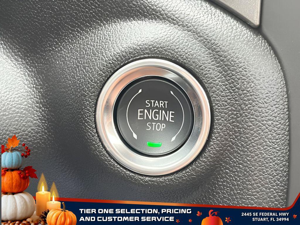 new 2025 GMC Sierra 1500 car, priced at $30,204