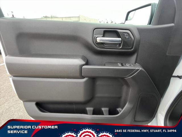 new 2025 GMC Sierra 1500 car, priced at $31,799