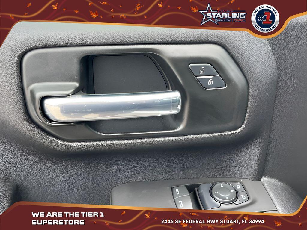 new 2025 GMC Sierra 1500 car, priced at $30,204