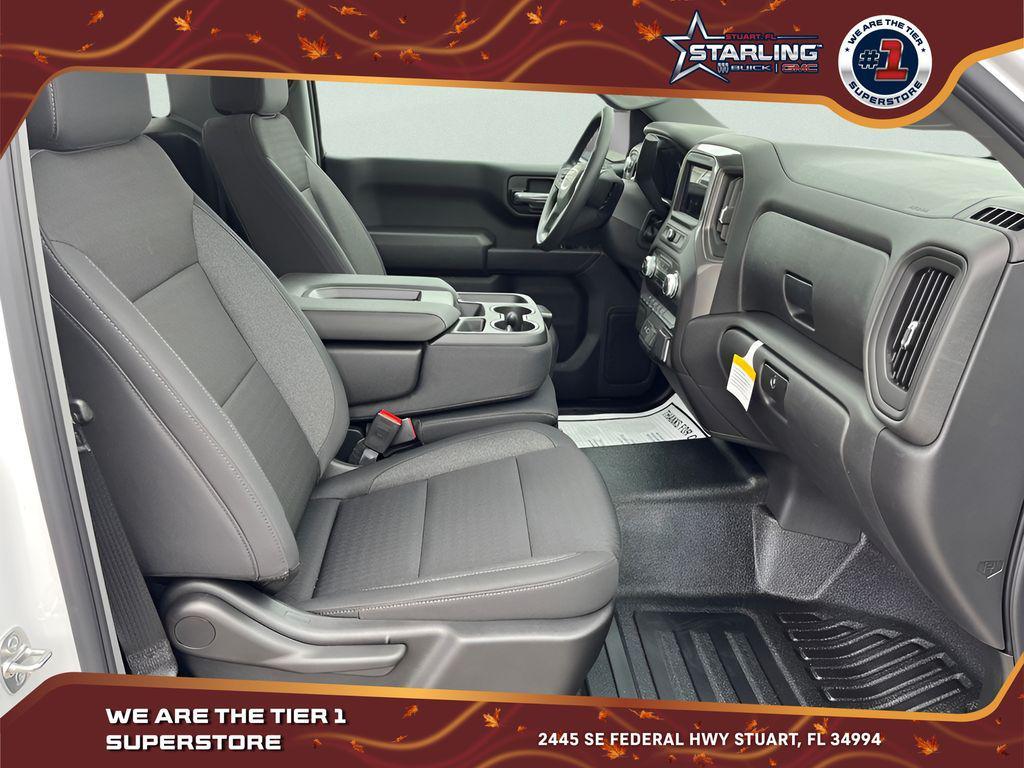 new 2025 GMC Sierra 1500 car, priced at $30,204