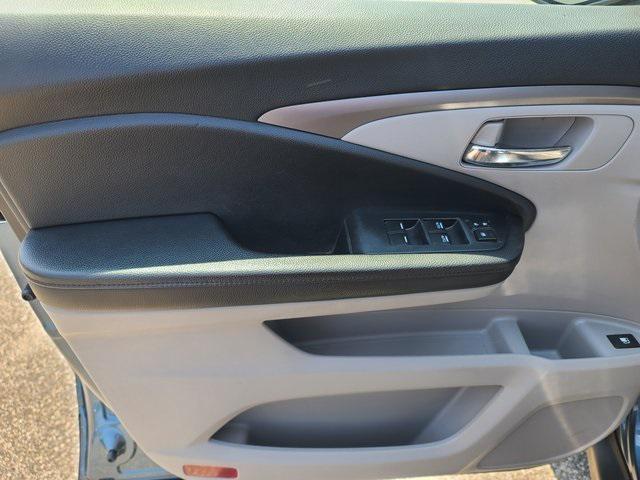 used 2021 Honda Pilot car, priced at $25,334