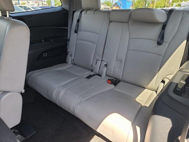 used 2022 Honda Pilot car, priced at $32,844
