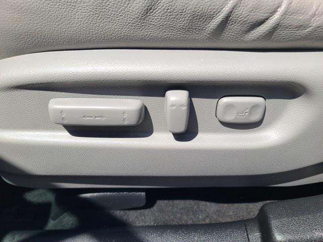used 2022 Honda Pilot car, priced at $32,844