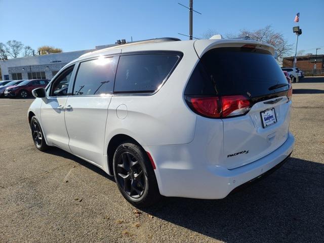 used 2019 Chrysler Pacifica car, priced at $14,977