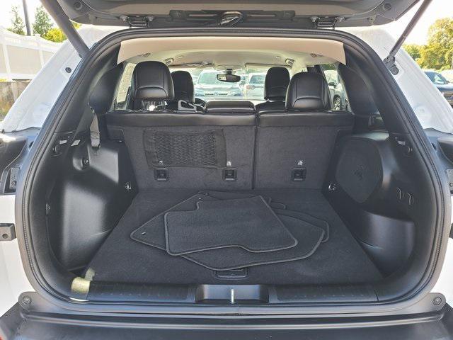 used 2020 Jeep Cherokee car, priced at $24,995