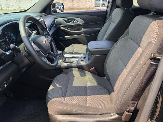 used 2023 Chevrolet Traverse car, priced at $27,444