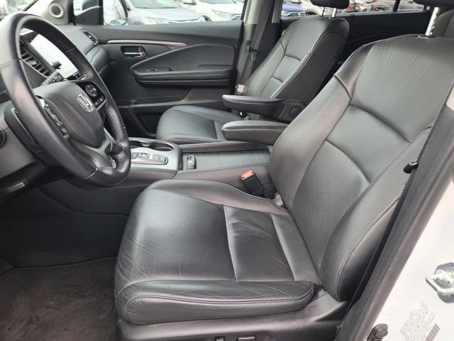 used 2022 Honda Pilot car, priced at $29,258