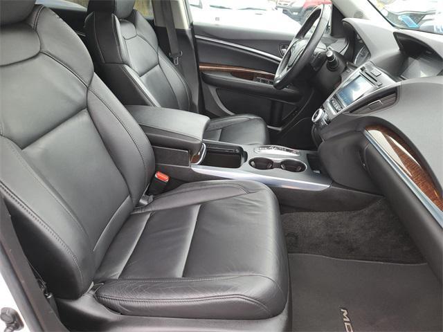 used 2020 Acura MDX car, priced at $27,985