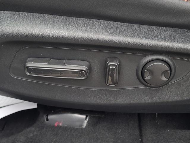 used 2023 Honda CR-V Hybrid car, priced at $33,777