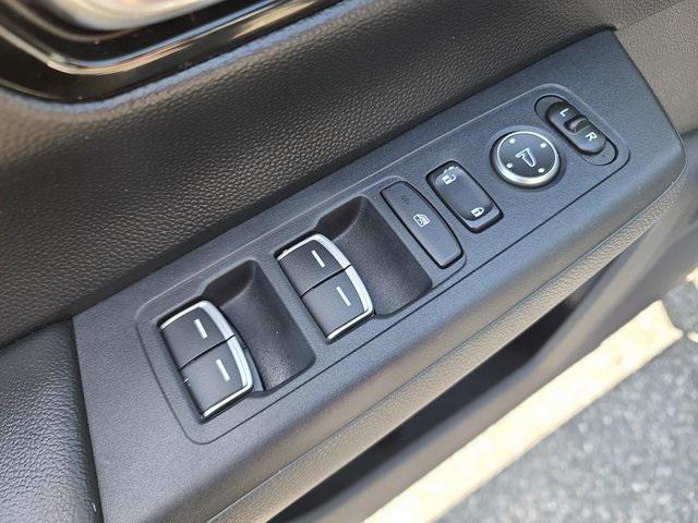 used 2023 Honda CR-V car, priced at $31,644