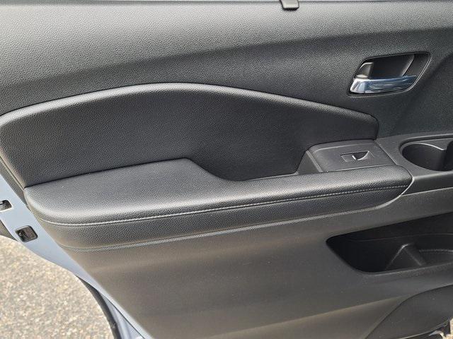 used 2022 Honda Pilot car, priced at $36,995