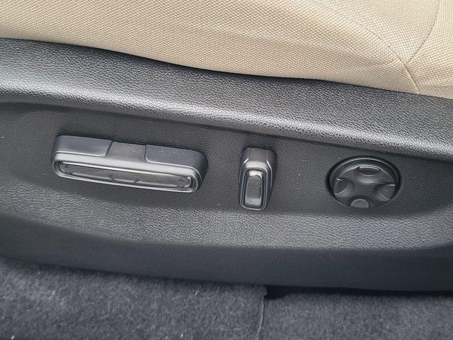 used 2022 Honda CR-V car, priced at $25,777