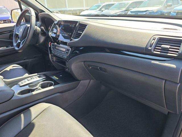 used 2024 Honda Passport car, priced at $41,114