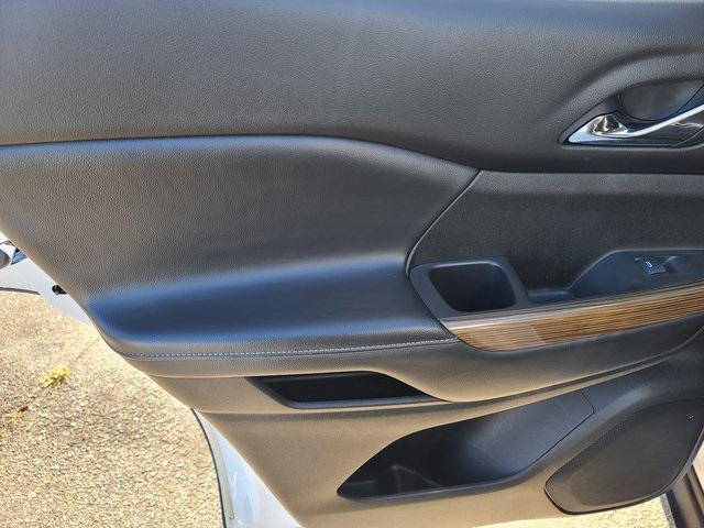 used 2020 GMC Acadia car, priced at $21,977