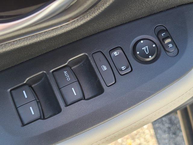 used 2023 Honda HR-V car, priced at $22,677