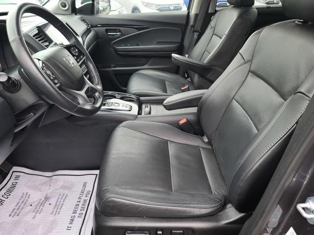 used 2022 Honda Pilot car, priced at $35,477