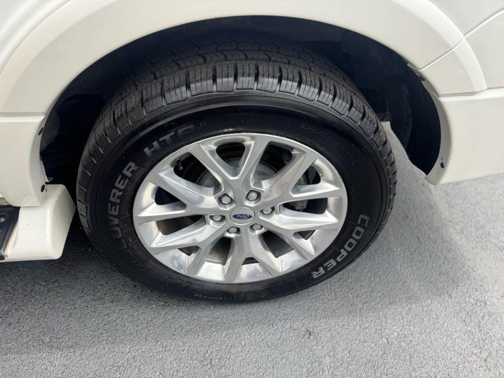 used 2017 Ford Expedition car, priced at $13,999