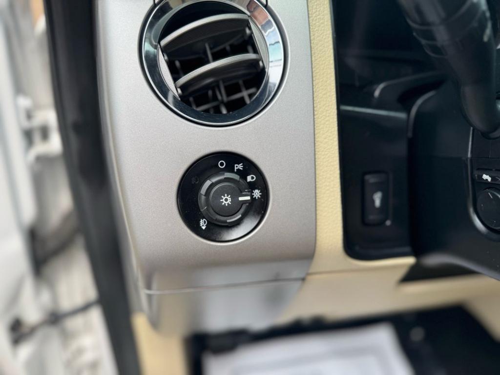 used 2017 Ford Expedition car, priced at $13,999