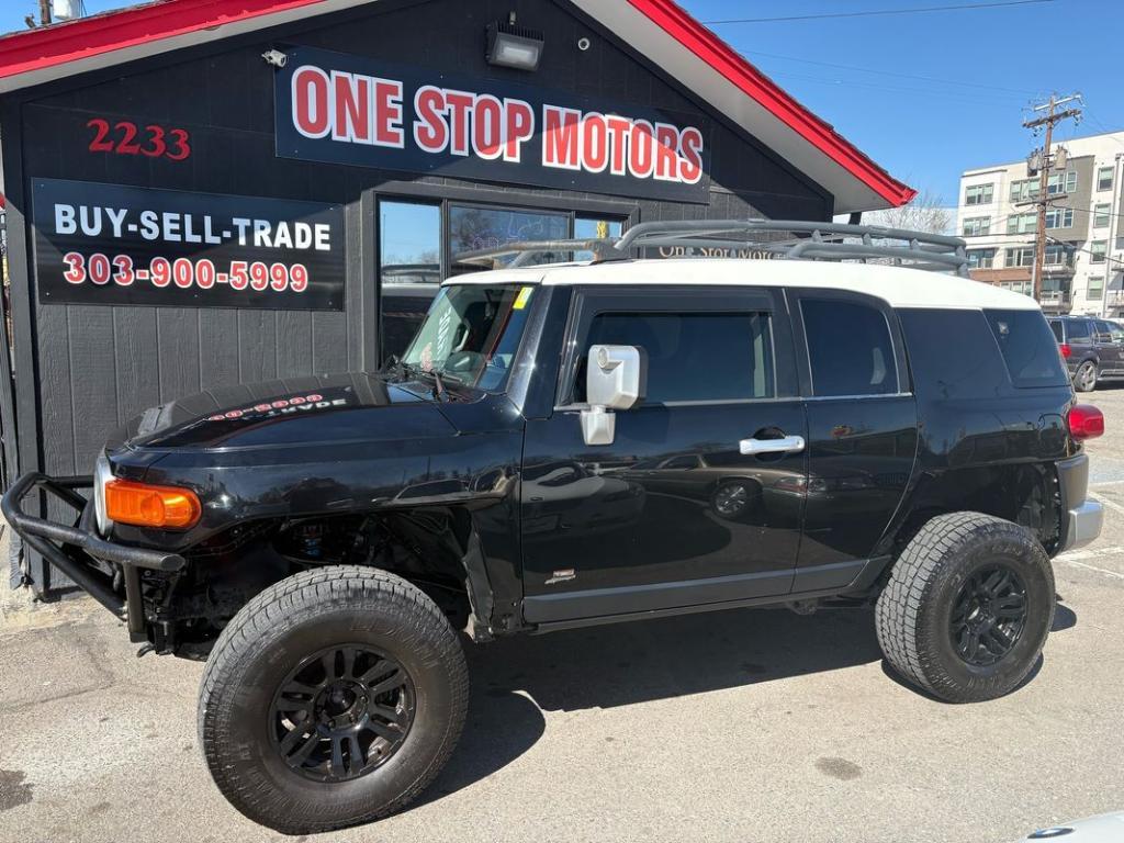used 2008 Toyota FJ Cruiser car, priced at $18,999