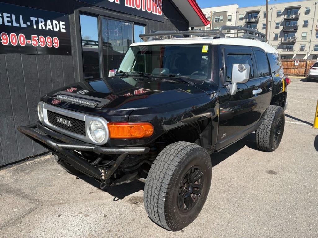 used 2008 Toyota FJ Cruiser car, priced at $18,999