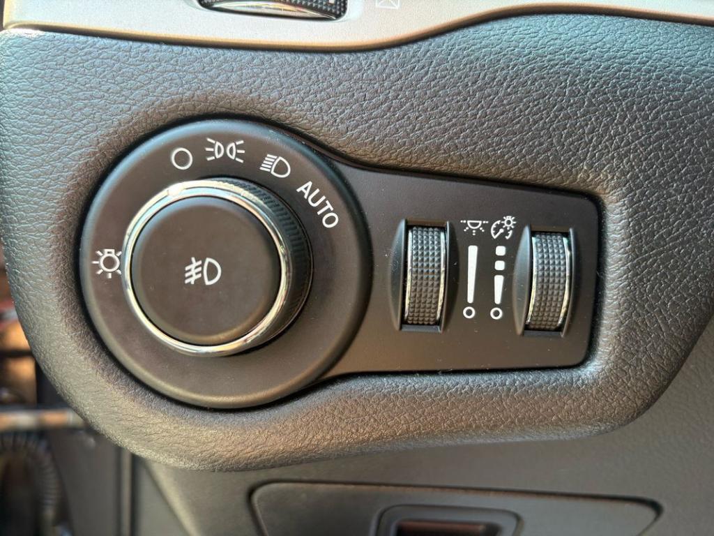 used 2017 Jeep Cherokee car, priced at $10,999