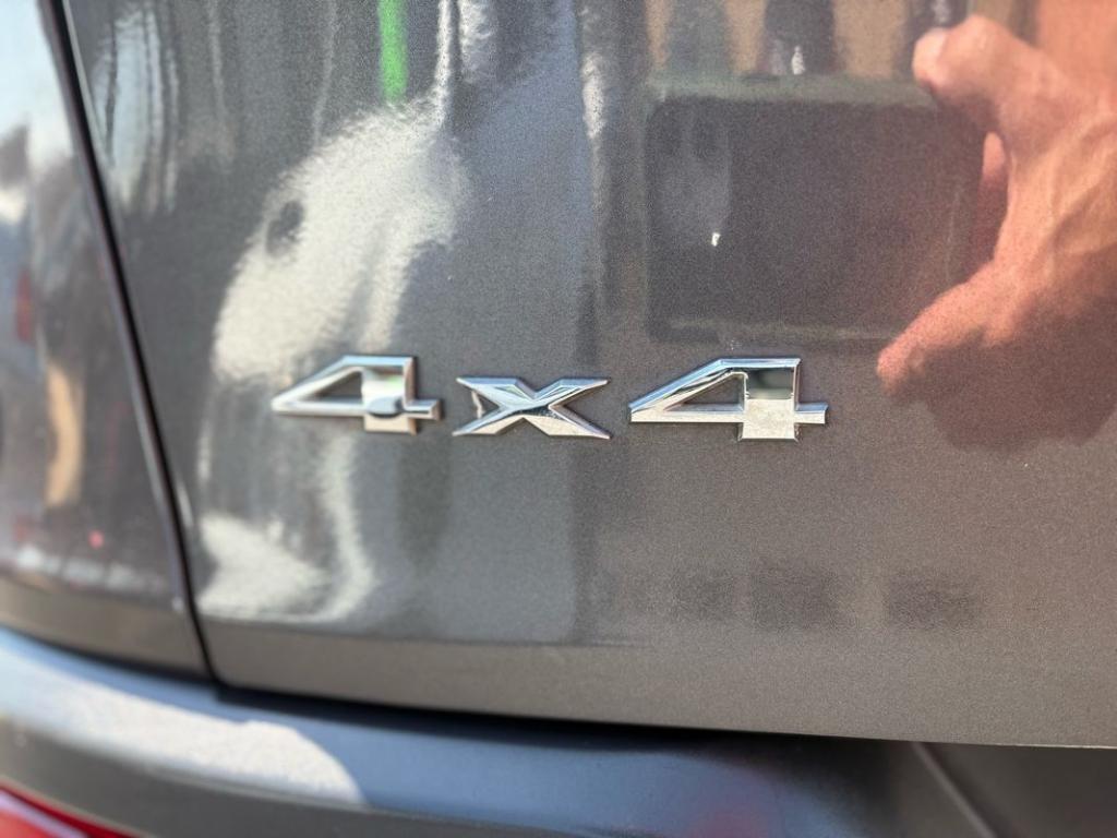 used 2017 Jeep Cherokee car, priced at $10,999