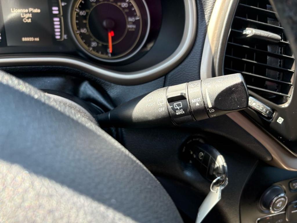 used 2017 Jeep Cherokee car, priced at $10,999