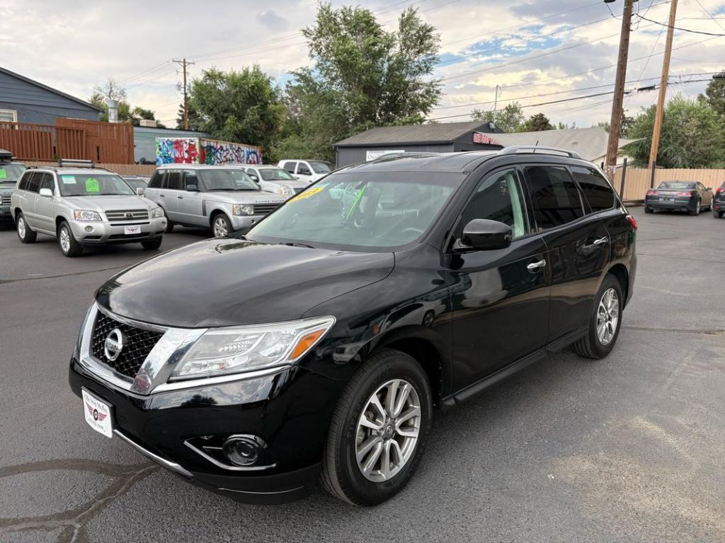 used 2013 Nissan Pathfinder car, priced at $8,999