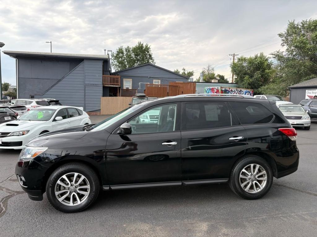 used 2013 Nissan Pathfinder car, priced at $8,999