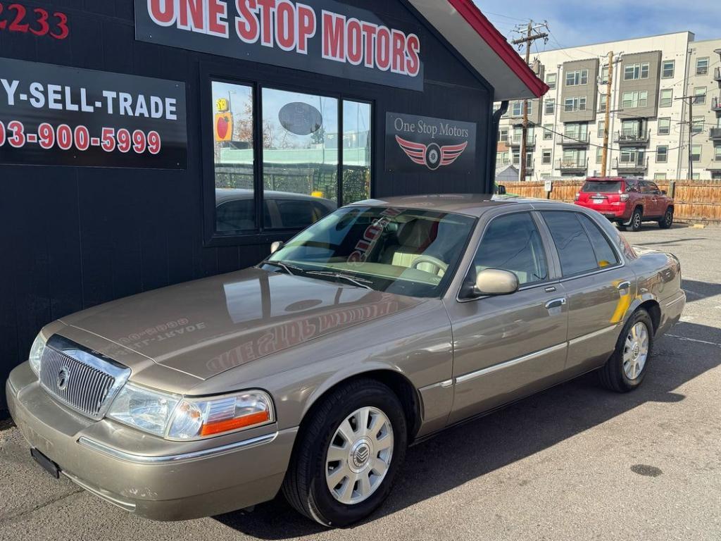 used 2004 Mercury Grand Marquis car, priced at $5,500