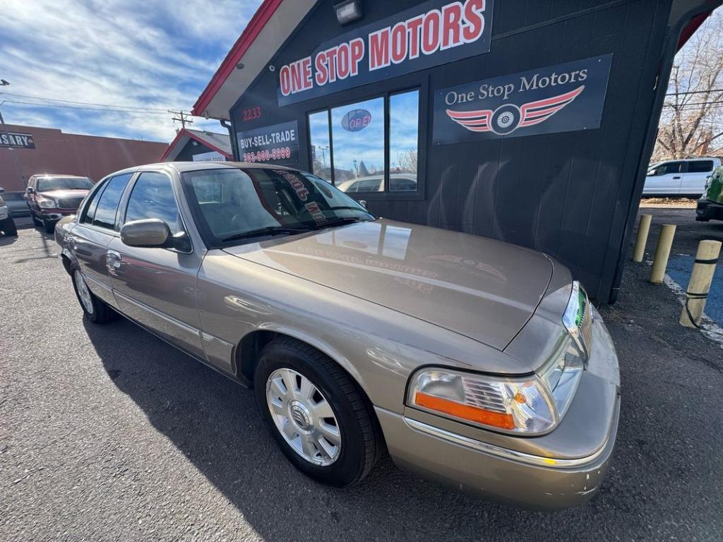 used 2004 Mercury Grand Marquis car, priced at $5,500