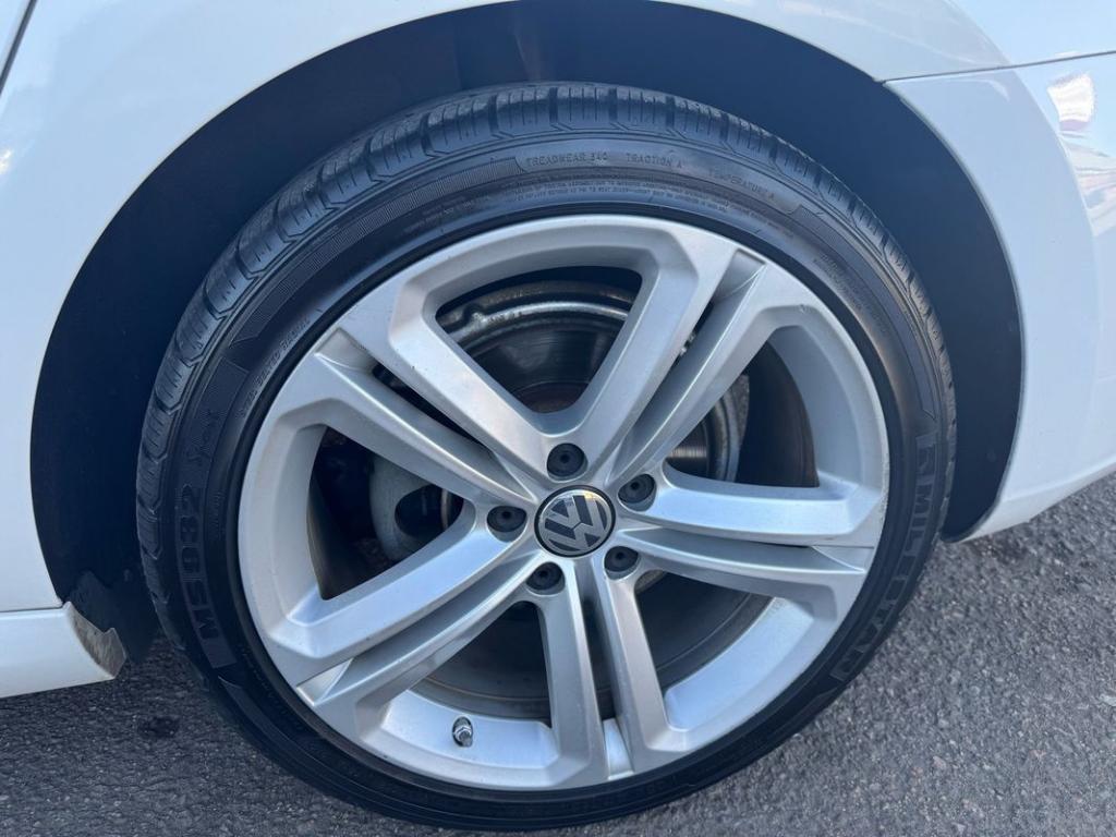 used 2014 Volkswagen CC car, priced at $9,999