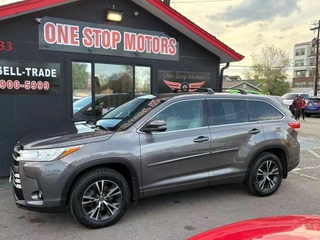 used 2017 Toyota Highlander car, priced at $18,399