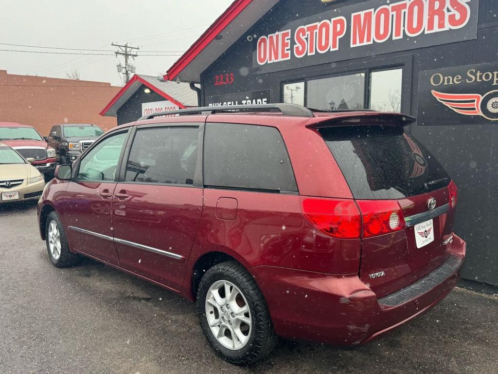 used 2006 Toyota Sienna car, priced at $7,499