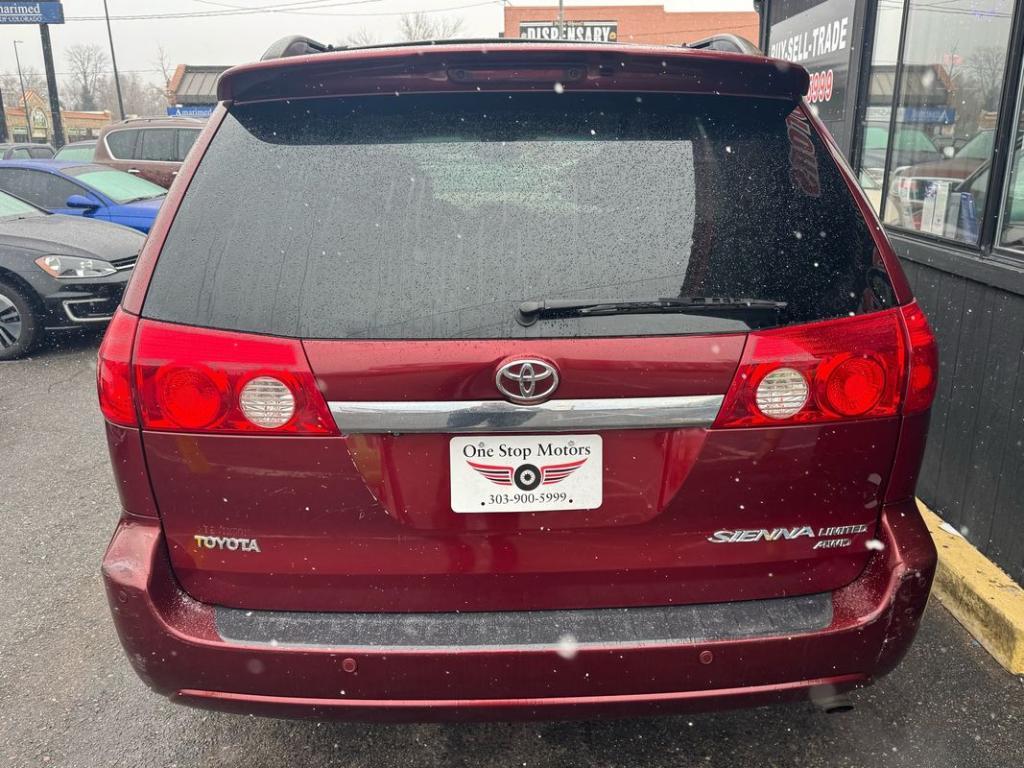 used 2006 Toyota Sienna car, priced at $7,499