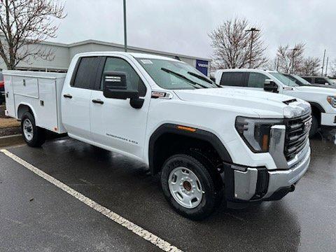 new 2024 GMC Sierra 2500 car, priced at $73,713