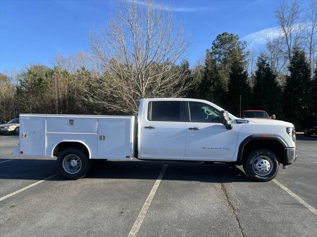 new 2025 GMC Sierra 3500 car, priced at $68,213