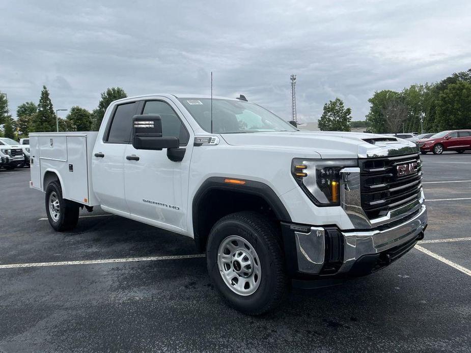 new 2024 GMC Sierra 3500 car, priced at $64,973