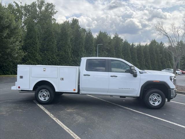 new 2024 GMC Sierra 2500 car, priced at $57,128