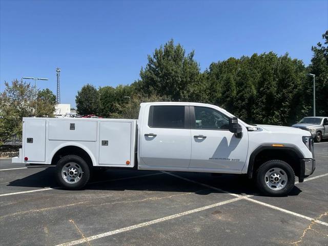 new 2024 GMC Sierra 2500 car, priced at $57,128