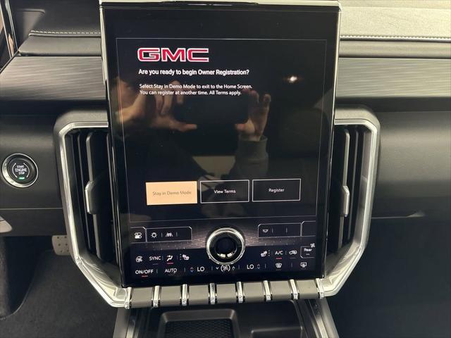 new 2024 GMC Acadia car, priced at $45,600