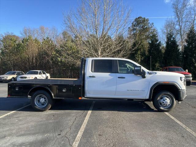 new 2025 GMC Sierra 3500 car, priced at $65,213