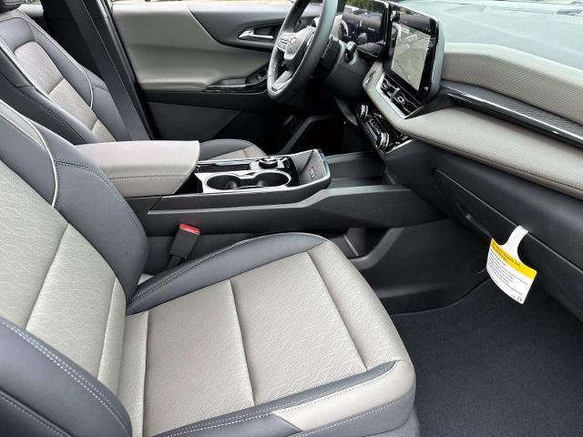 new 2026 Chevrolet Equinox car, priced at $34,045