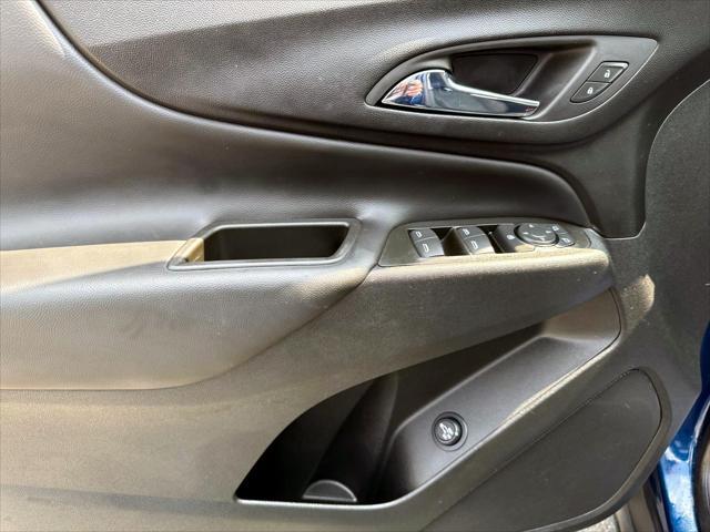 used 2022 Chevrolet Equinox car, priced at $25,980