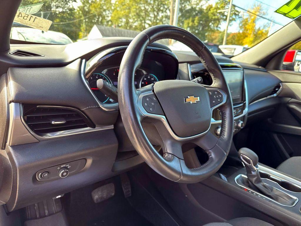 used 2022 Chevrolet Traverse car, priced at $30,980